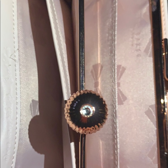 Wallet - Picture 2 of 2